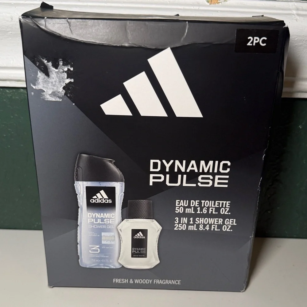 NEW! Adidas Dynamic Pulse Men's Grooming Set - Picture 2 of 5